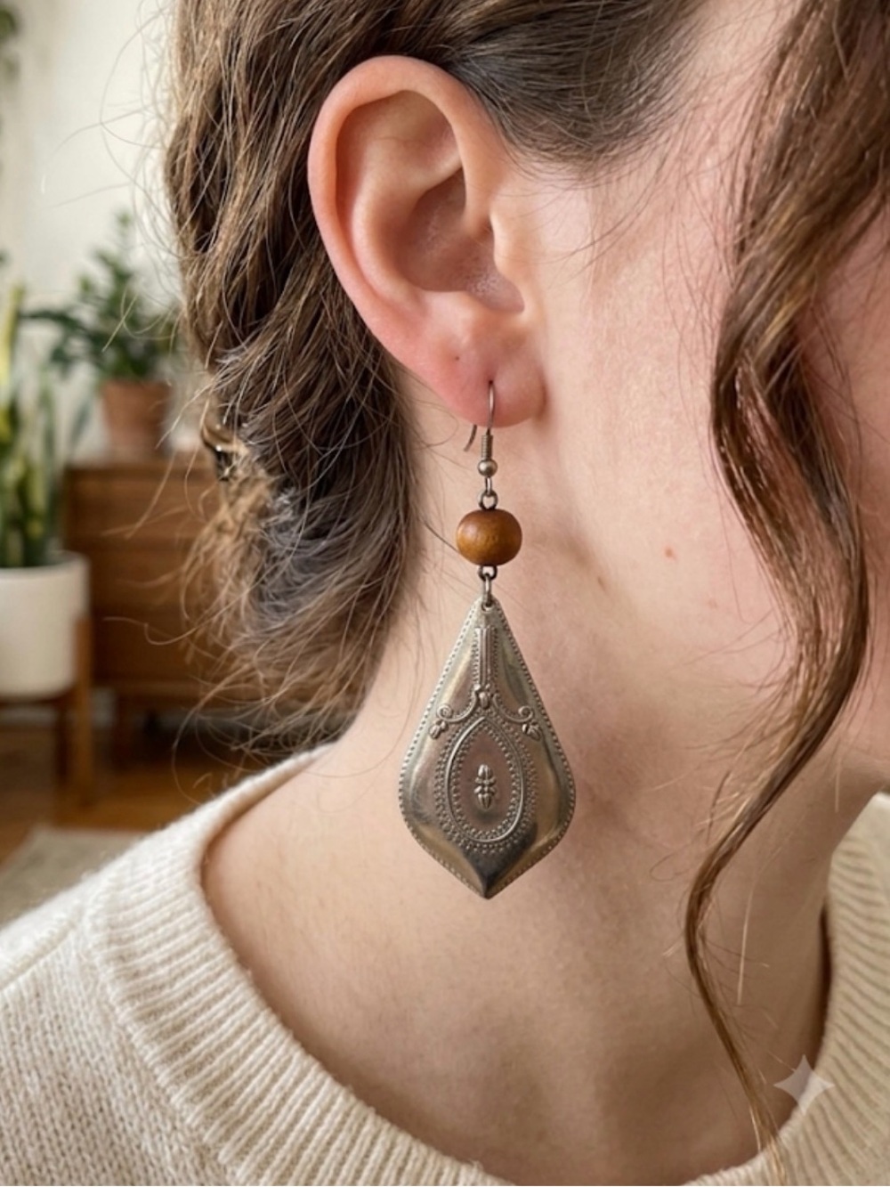 🦔 Vintage Hand Crafted Silver Toned Dangle Earrings